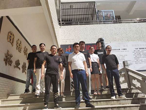 湖北宏泽建设有限公司